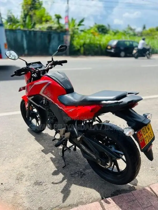 Honda Hornet 2018
