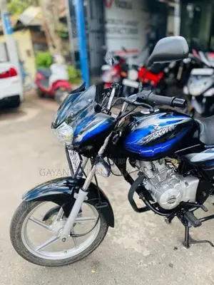 Bajaj Discover 125 2016