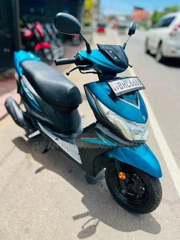 Yamaha Ray 2018