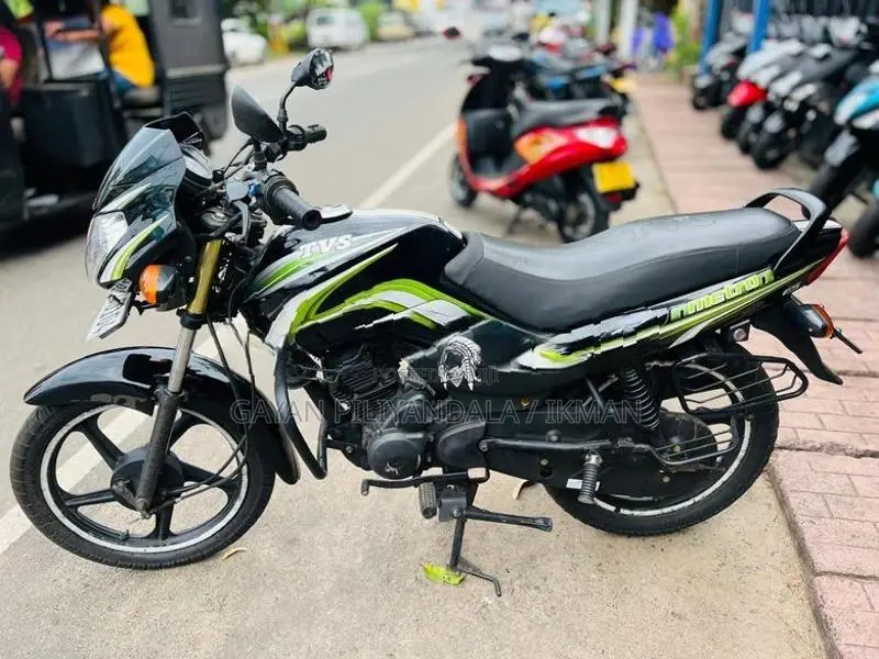 TVS Metro 2016
