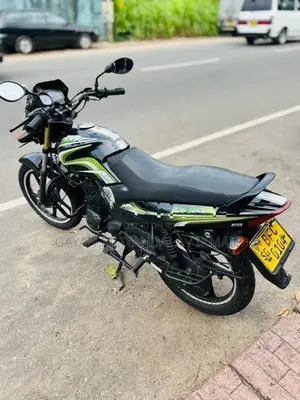 TVS Metro 2016
