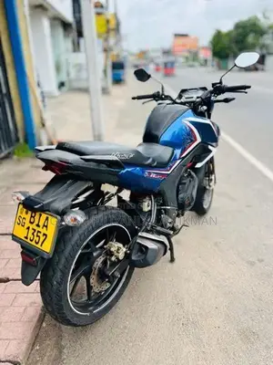 Honda Hornet 2019