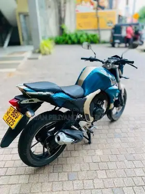 Yamaha FZ 2018