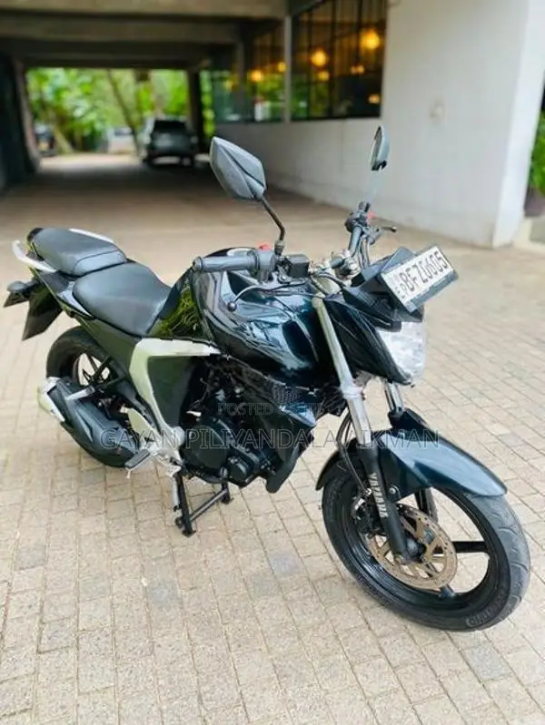 Yamaha FZ 2017