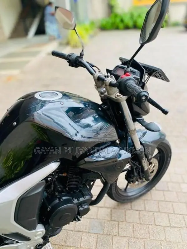 Yamaha FZ 2017