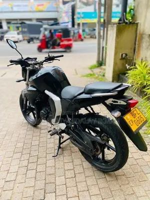 Yamaha FZ 2017