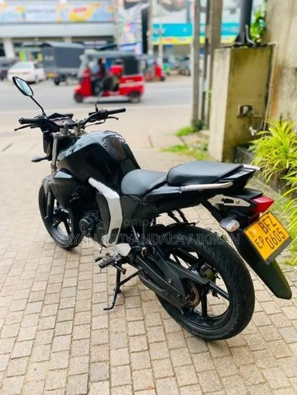 Yamaha FZ 2017