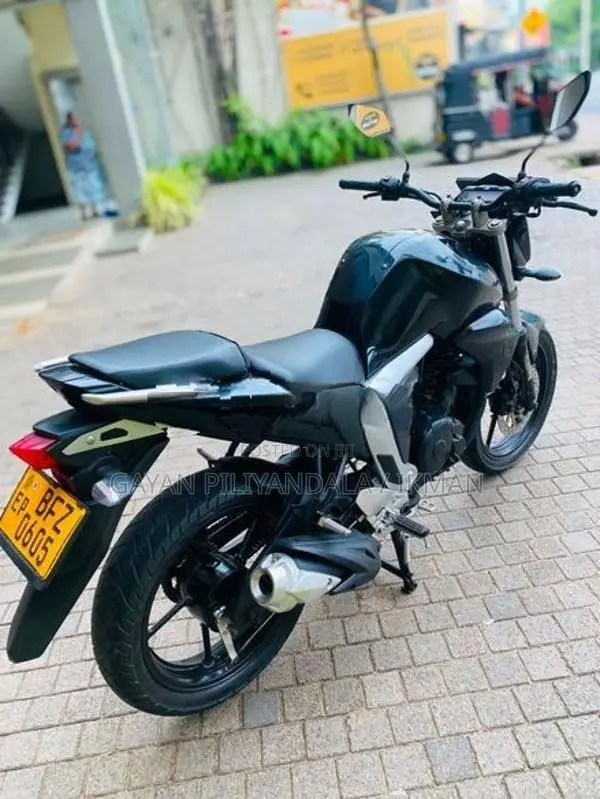 Yamaha FZ 2017