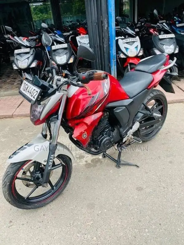 Yamaha FZ 2018
