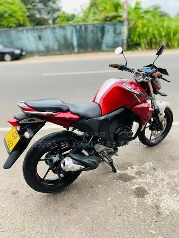 Yamaha FZ 2018