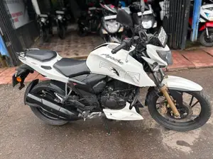 TVS Apache 2016