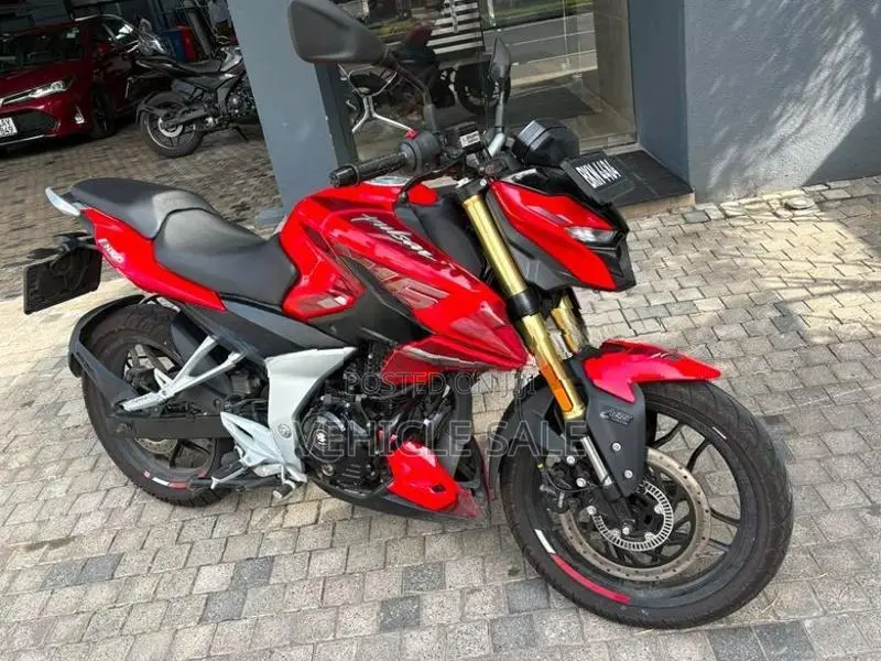 Bajaj Pulsar N160 2025