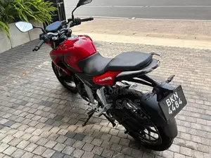 Bajaj Pulsar N160 2025