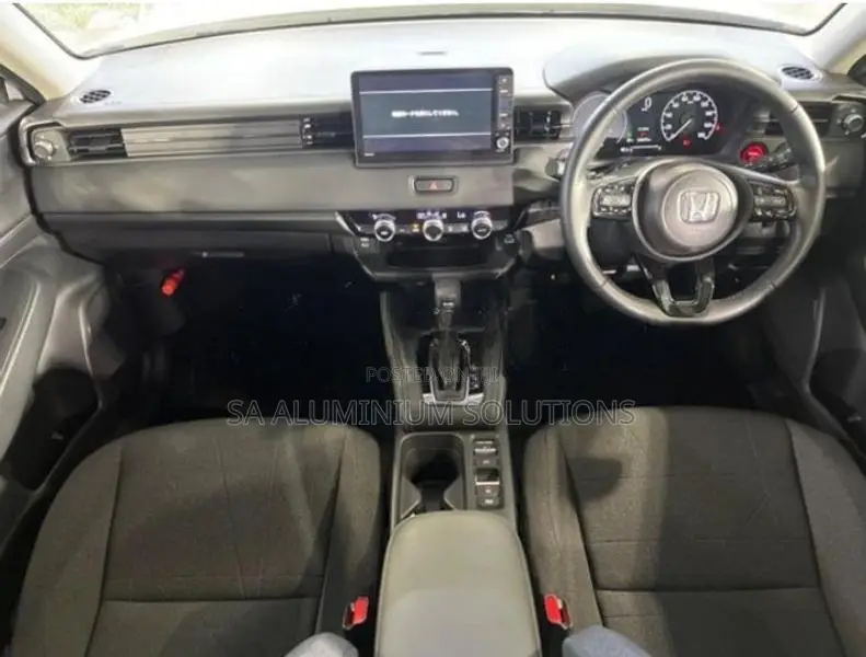 Honda Vezel X 2024