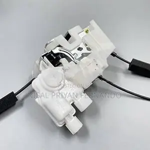 Nissan Navara D40 Door Lock Actuator