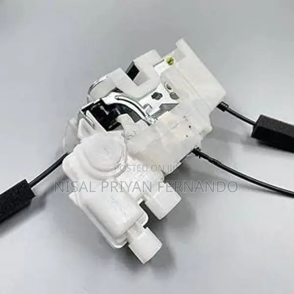 Nissan Navara D40 Door Lock Actuator