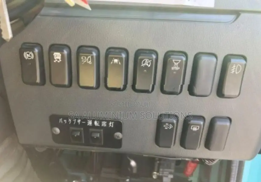 Mitsubishi Rosa 2022