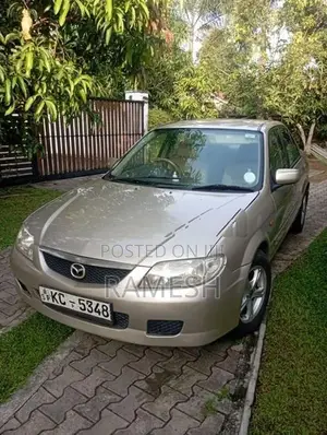 Mazda Familia 2000