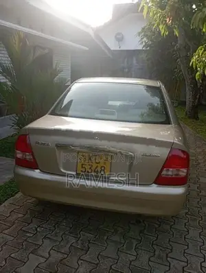 Mazda Familia 2000