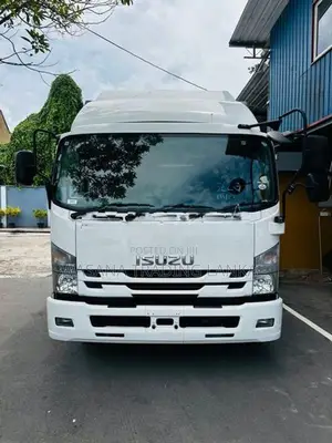 Isuzu Forward Full Body 20FT Dunu 2016