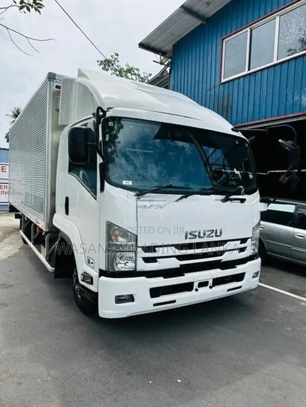 Isuzu Forward Full Body 20FT Dunu 2016