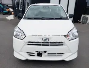 Daihatsu Mira e s 2025