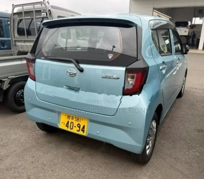 Daihatsu Mira L SA3 2025