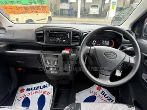 Daihatsu Mira L SA3 2025