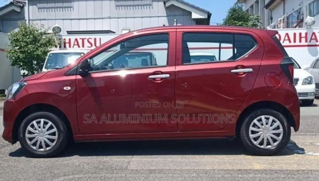 Daihatsu Mira L SA3 2025