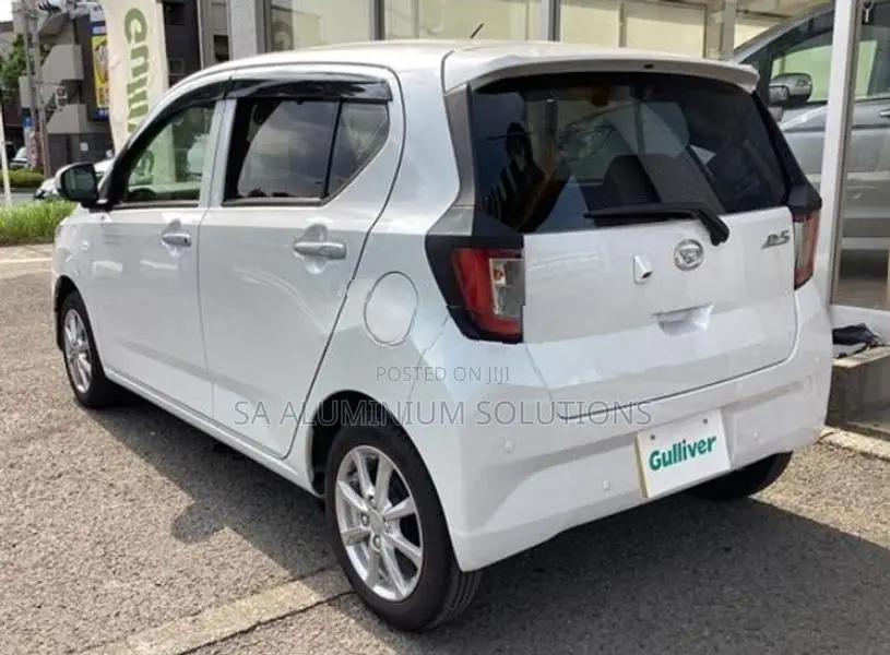 Daihatsu Mira G SA3 2025