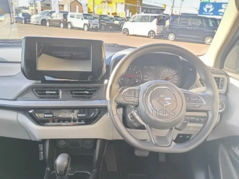 Suzuki Swift MX 2025