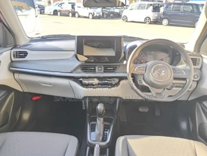 Suzuki Swift MX 2025