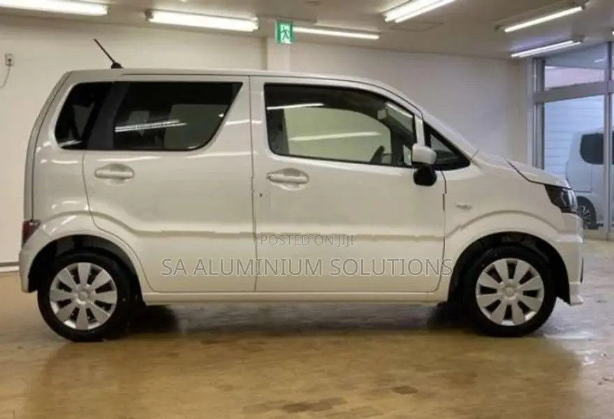 Suzuki Wagon R ZL 2026