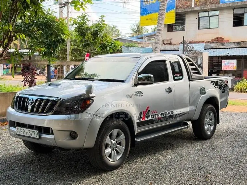 Toyota Hilux Vigo Smart Cab 2005