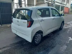 Daihatsu Mira 2024