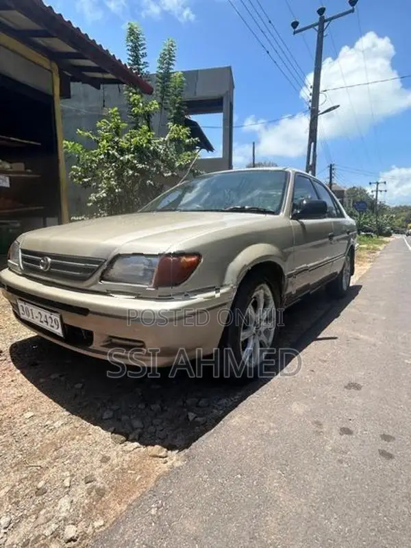 Toyota Soluna 1999
