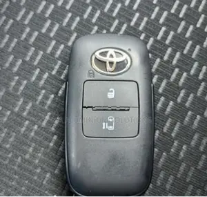 Toyota Roomy X 2024