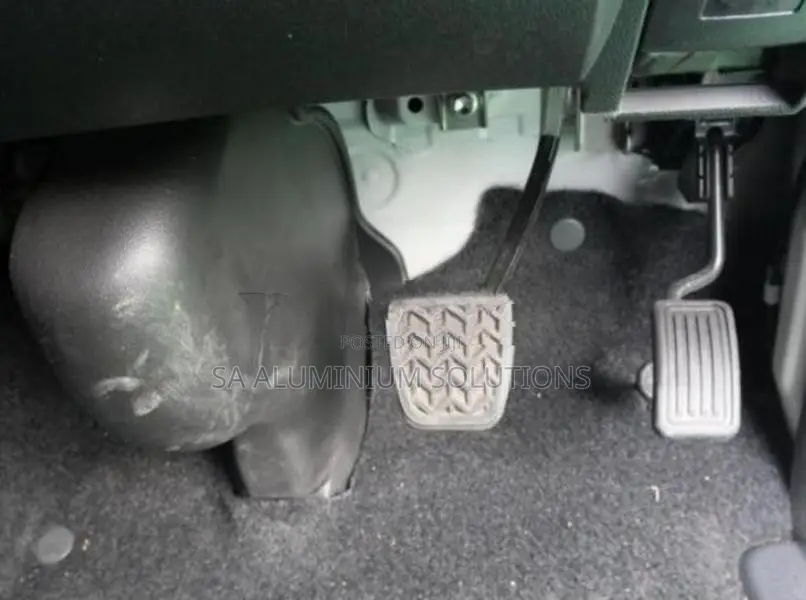 Toyota Hiace 2024