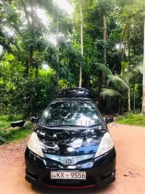 Honda Fit Shuttle 2011