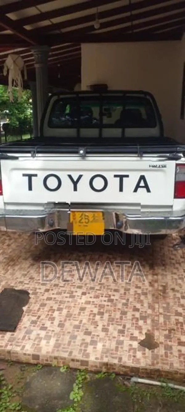 Toyota 252 Double Cab 1998
