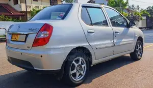 Tata Indigo GLX 2015