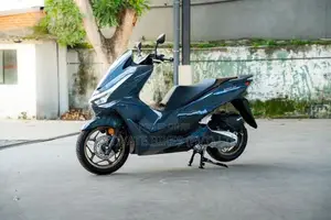 Honda PCX160 Road Sync 2025