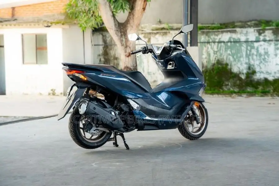 Honda PCX160 Road Sync 2025