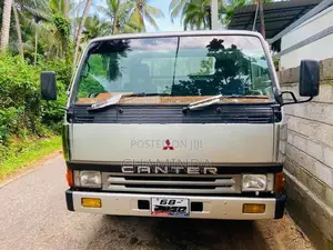 Mitsubishi Eicher 1998
