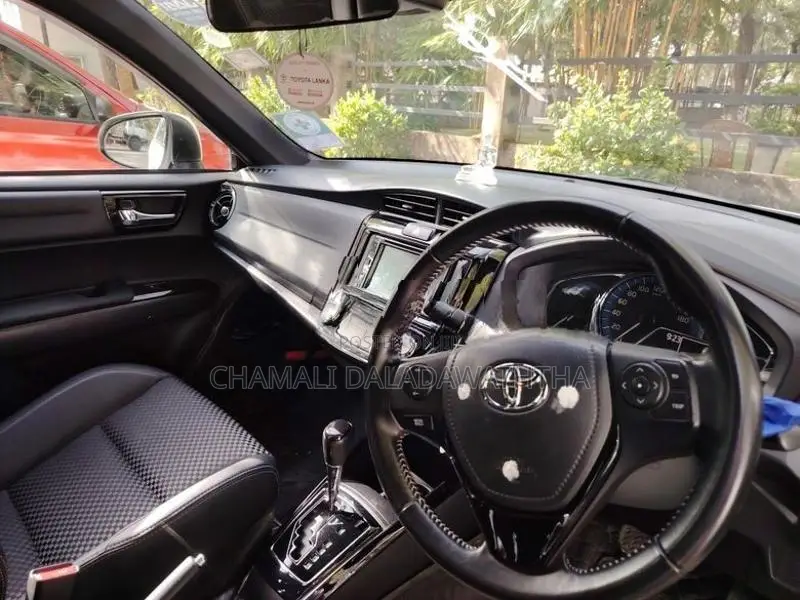 Toyota Axio 2017
