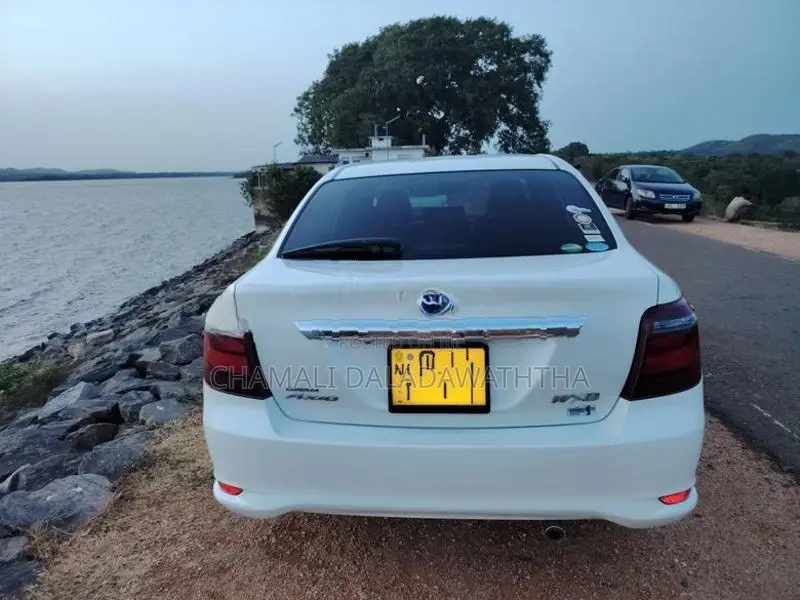 Toyota Axio 2017