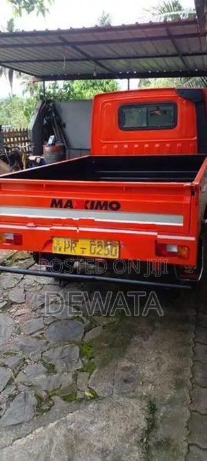 Mahindra Maxximo 2012