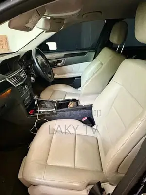 Mercedes Benz E200 2011