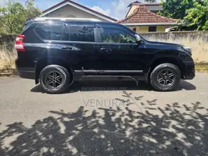 Toyota Land Cruiser Prado TX 2016