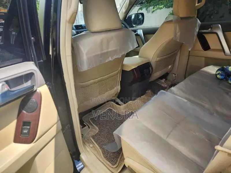 Toyota Land Cruiser Prado TX 2016